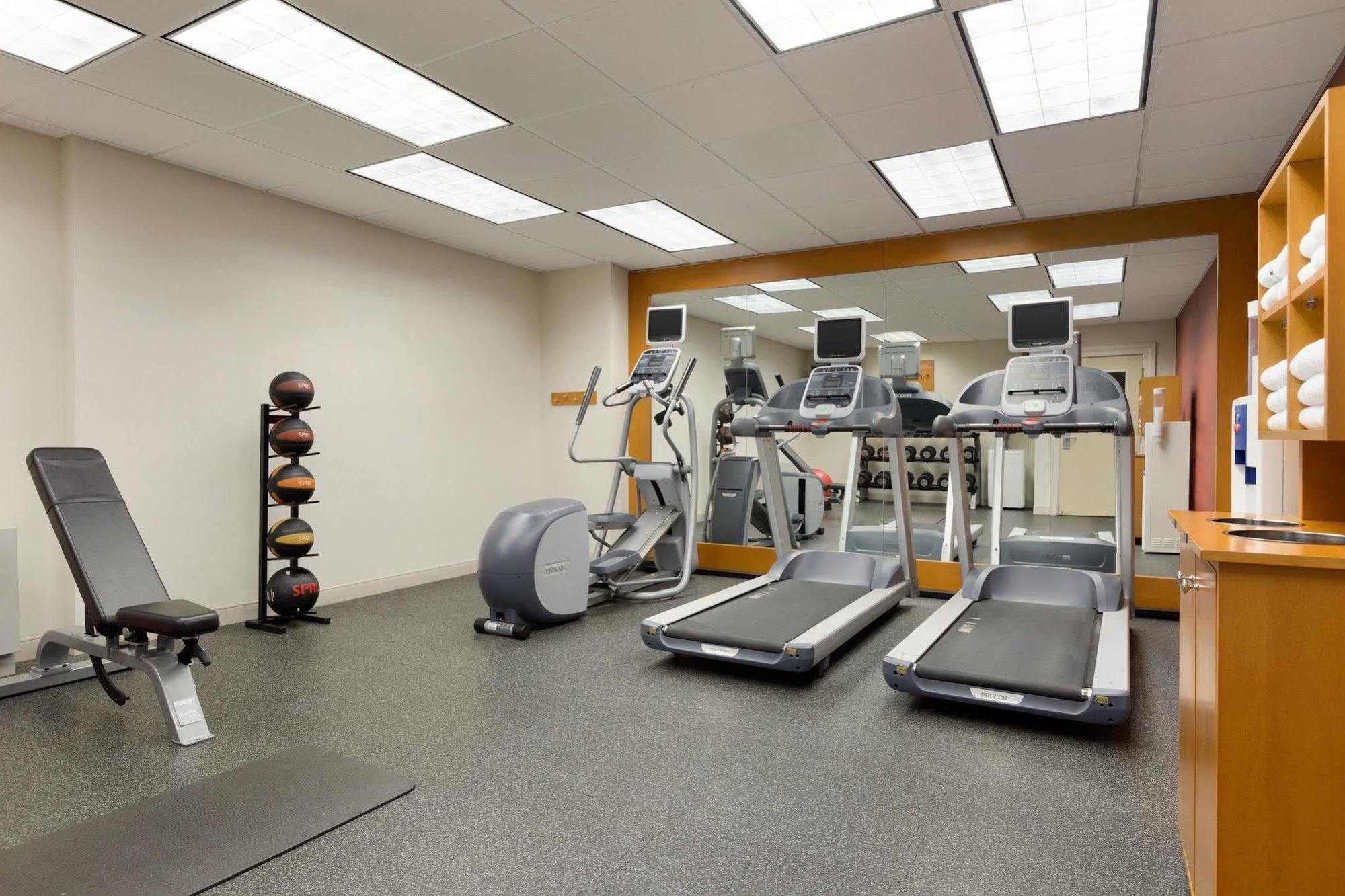 Homewood Suites By Hilton Hartford Downtown 외부 사진